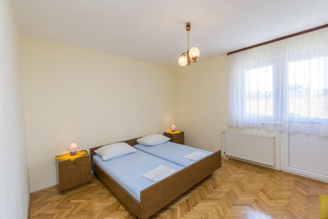 Apartment Hans Primošten Zewnętrze zdjęcie