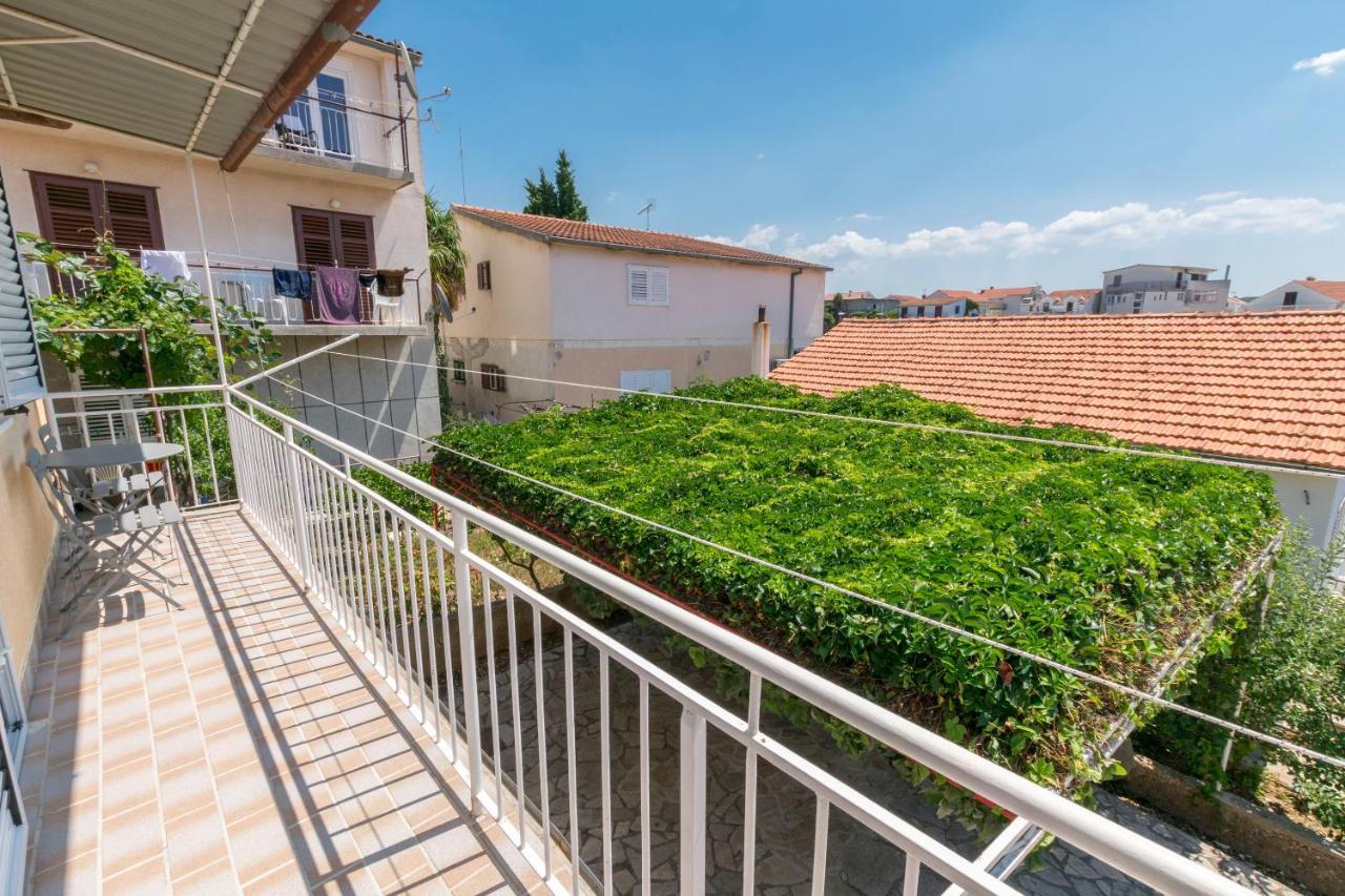 Apartment Hans Primošten Zewnętrze zdjęcie